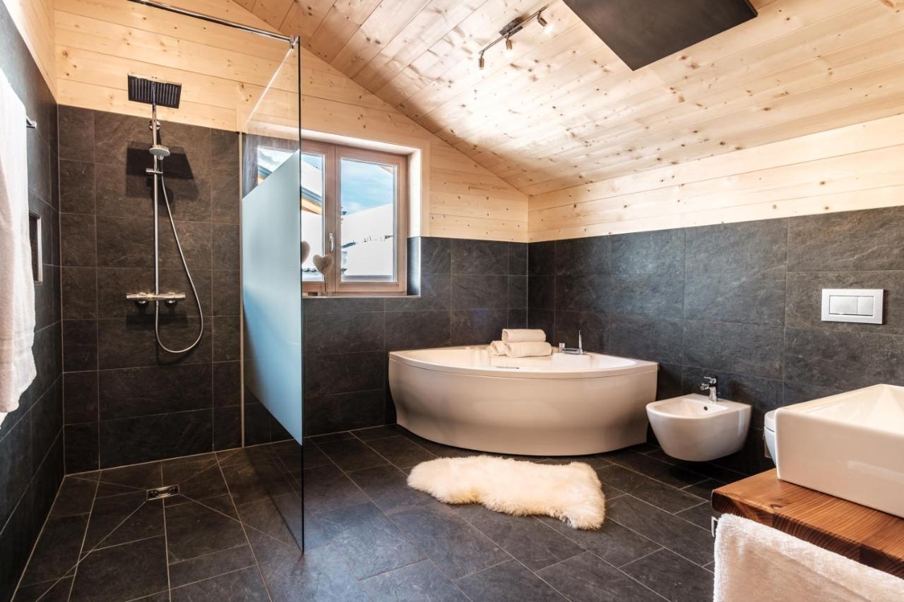 Heidi Chalets Falkert Heidialm - Chalets Bergwinter Patergassen Bagian luar foto